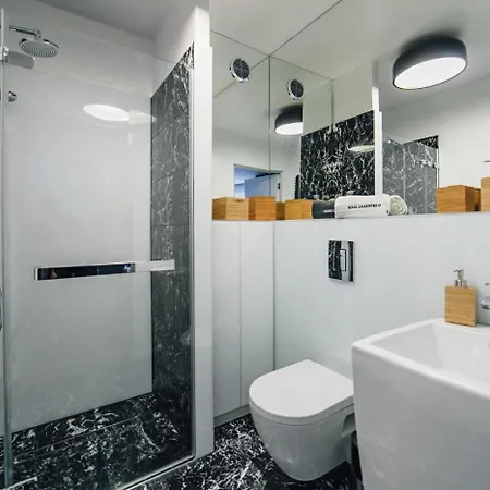 Modern Flat By The River In Kazimierz Podgorze * Krakow