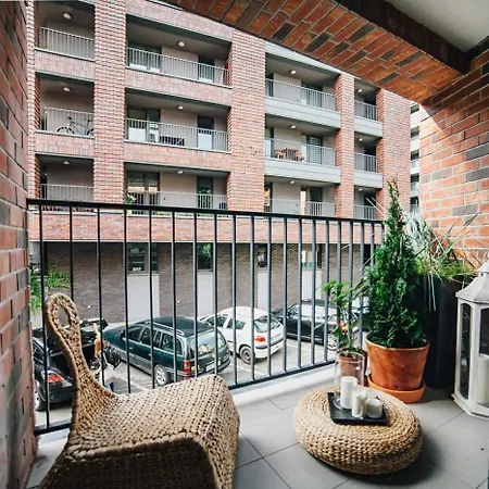 Modern Flat By The River In Kazimierz Podgorze Krakow